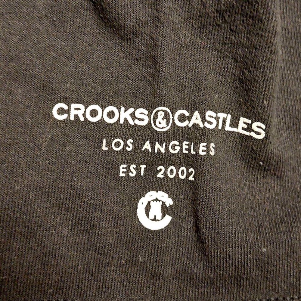 Crooks & Castles  Medusa & Logo Black  Tee - Picture 4 of 9